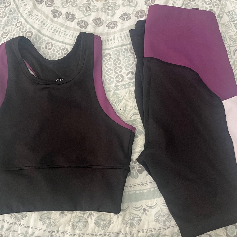 Move Theology Colorclock Leggings and Top Set XS